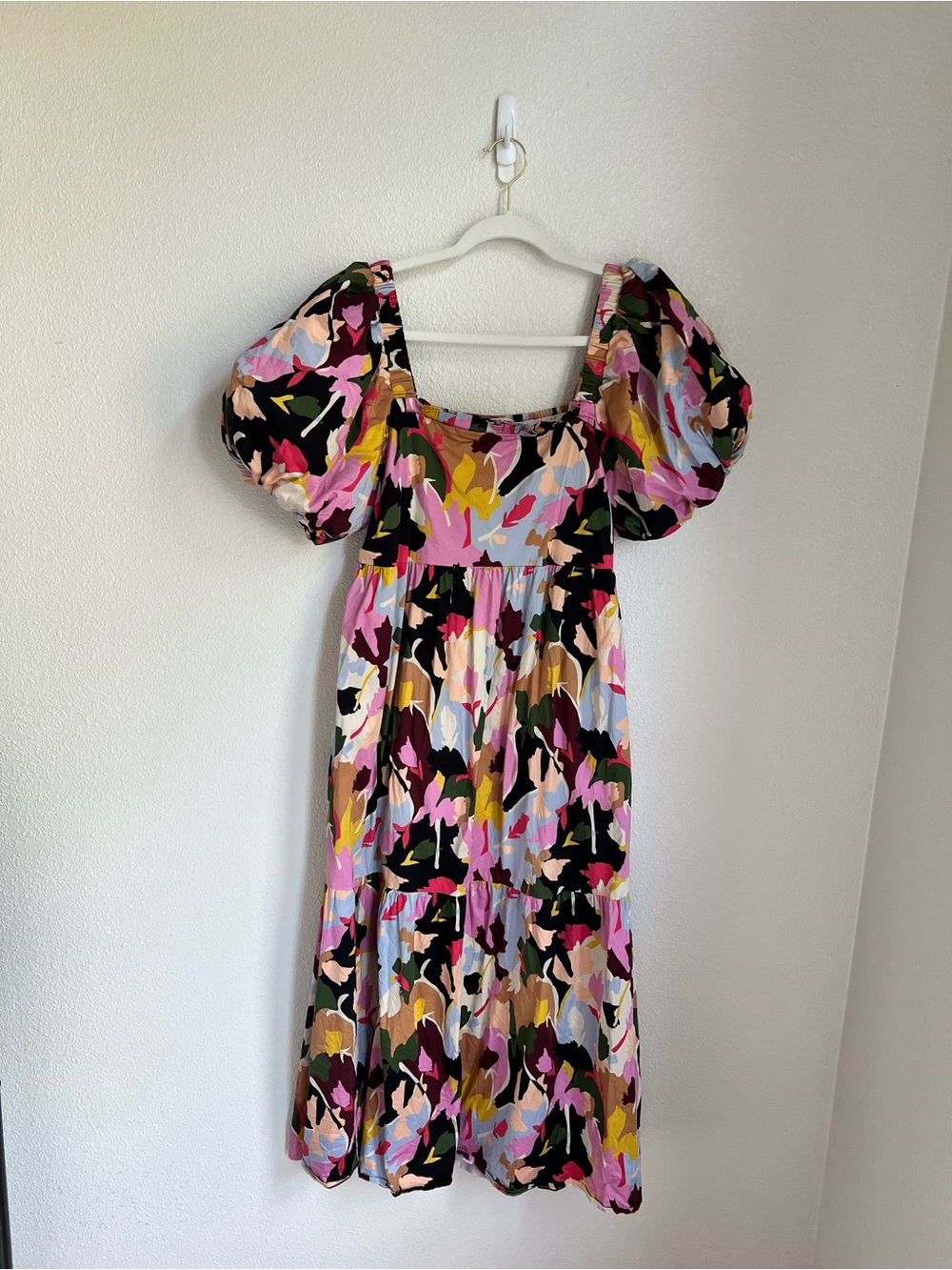 CROSBY by Mollie Burch Multicolor Puff-Sleeve Midi Dress